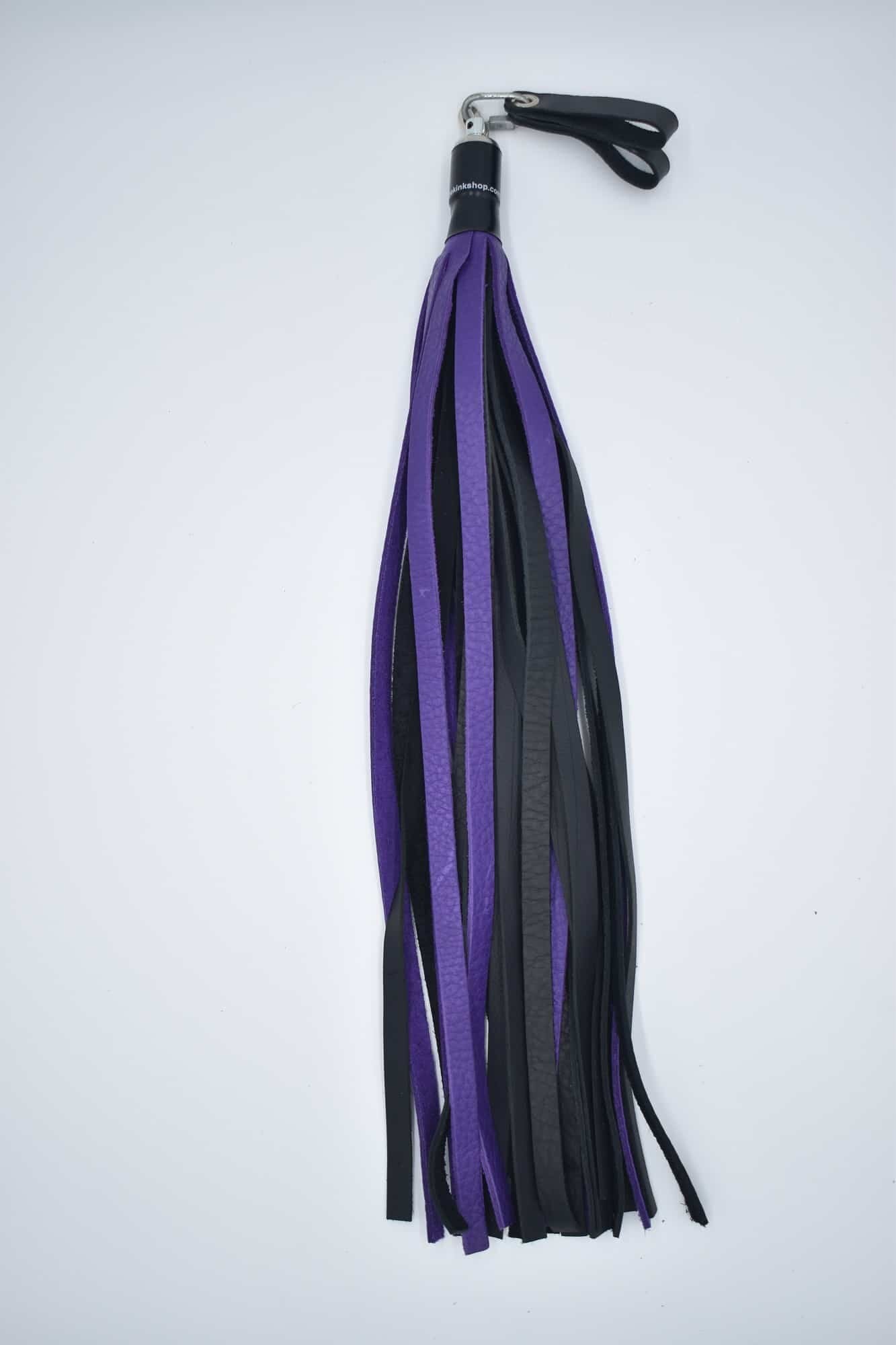 Chap Hide Floggers With Finger Loops 12 Chap Hide Floggers With Finger Loops - Image 10